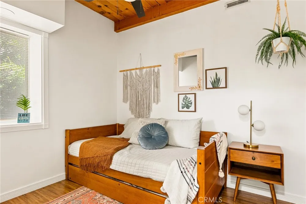 1296 Calgary Drive Lake Arrowhead, CA 92352