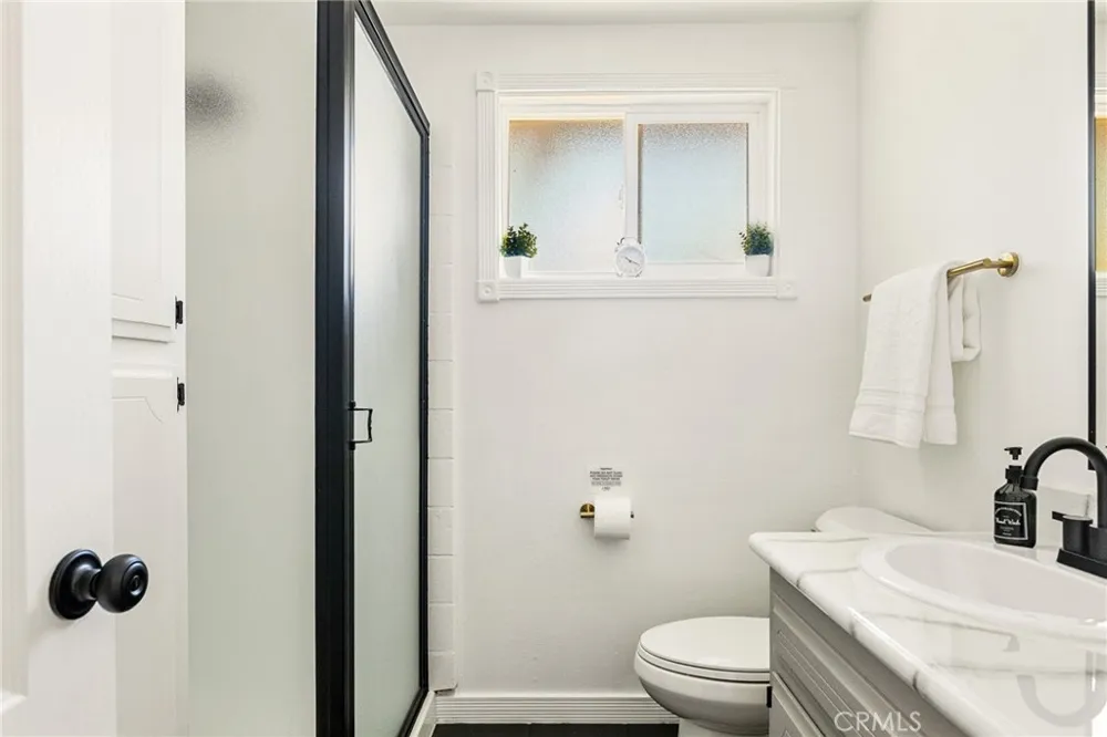 1296 Calgary Drive Lake Arrowhead, CA 92352