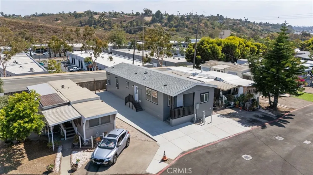 3030 Oceanside Boulevard #18 Oceanside, CA 92054