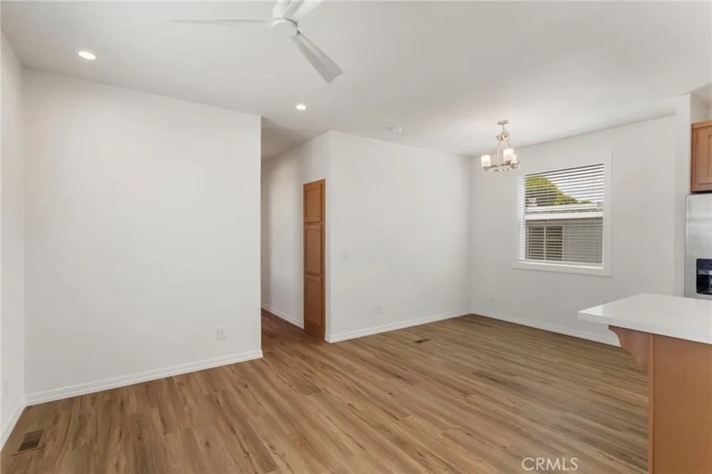 3030 Oceanside Boulevard #18 Oceanside, CA 92054