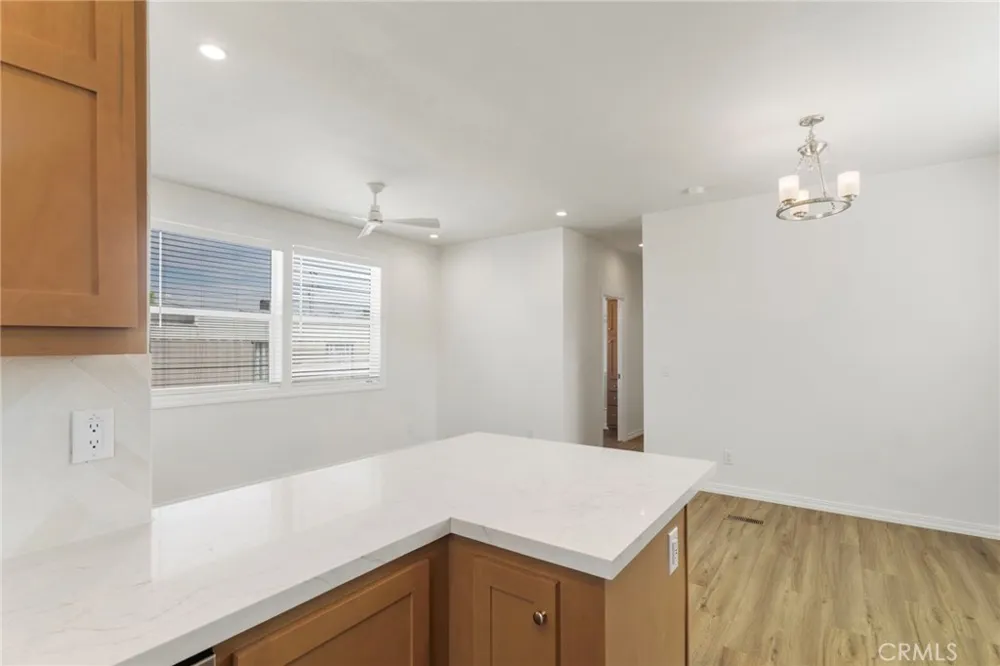 3030 Oceanside Boulevard #18 Oceanside, CA 92054
