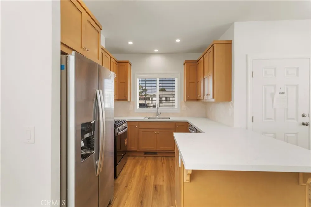 3030 Oceanside Boulevard #18 Oceanside, CA 92054