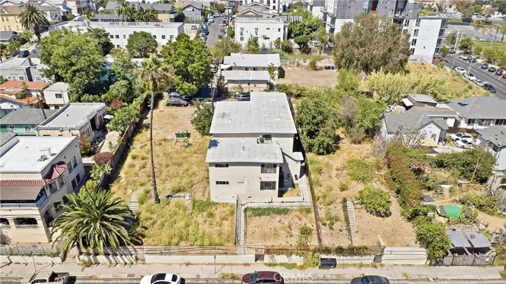 1217 W W Court Los Angeles, CA 90026