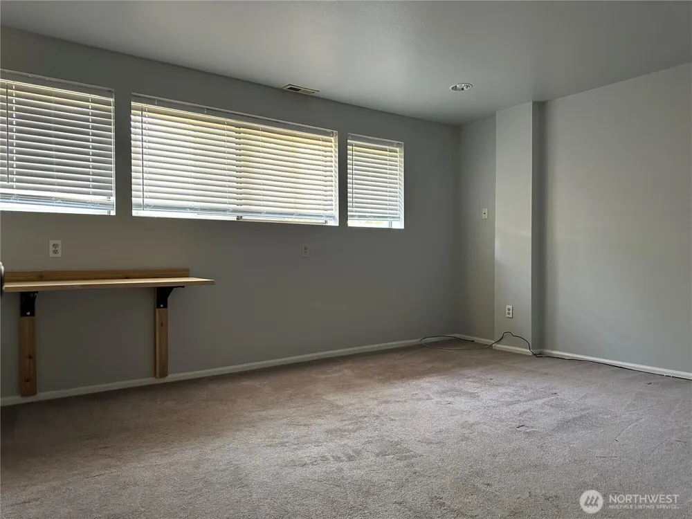 12626 SE 76th Place Newcastle, WA 98056