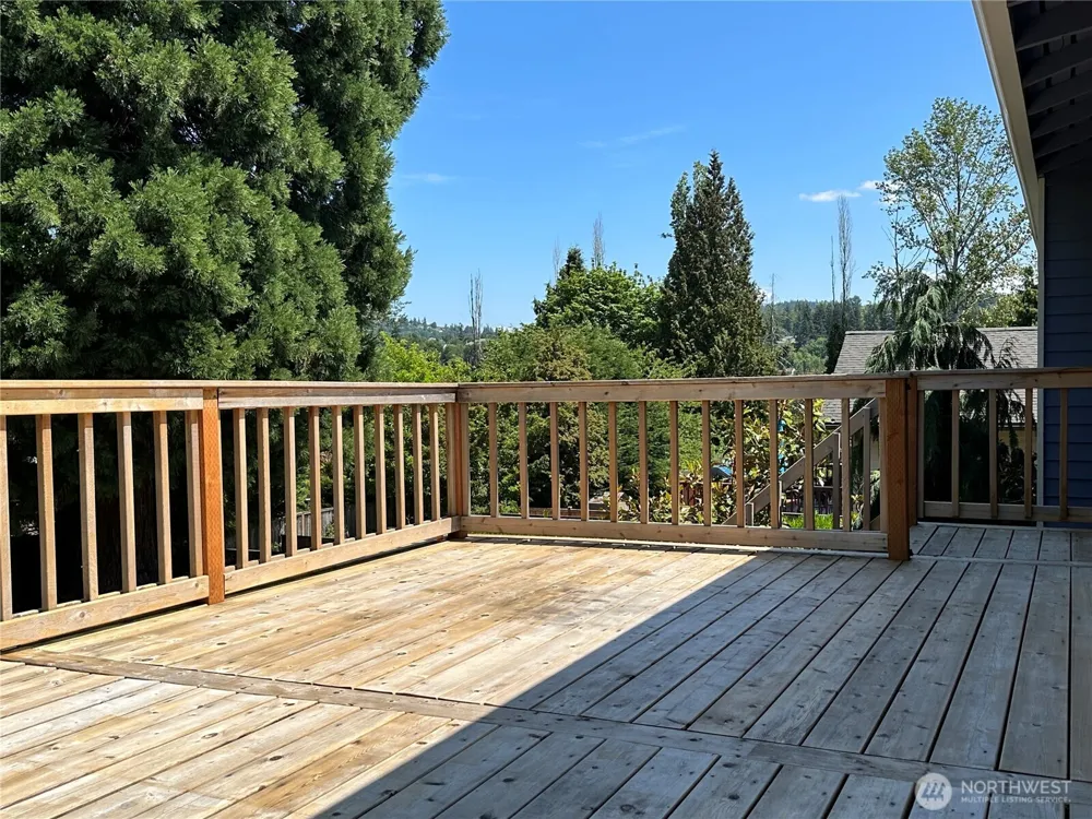 12626 SE 76th Place Newcastle, WA 98056