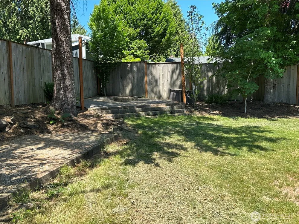 12626 SE 76th Place Newcastle, WA 98056