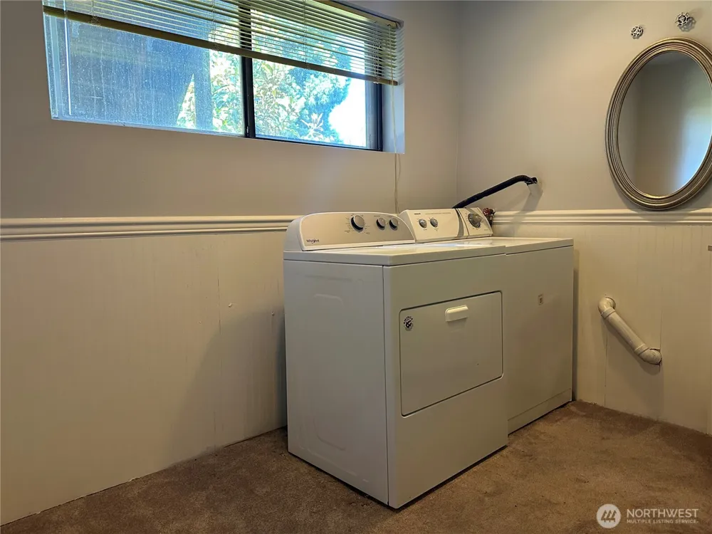 12626 SE 76th Place Newcastle, WA 98056