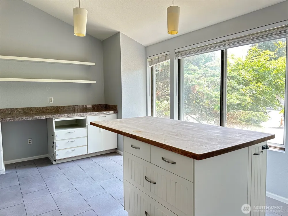 12626 SE 76th Place Newcastle, WA 98056