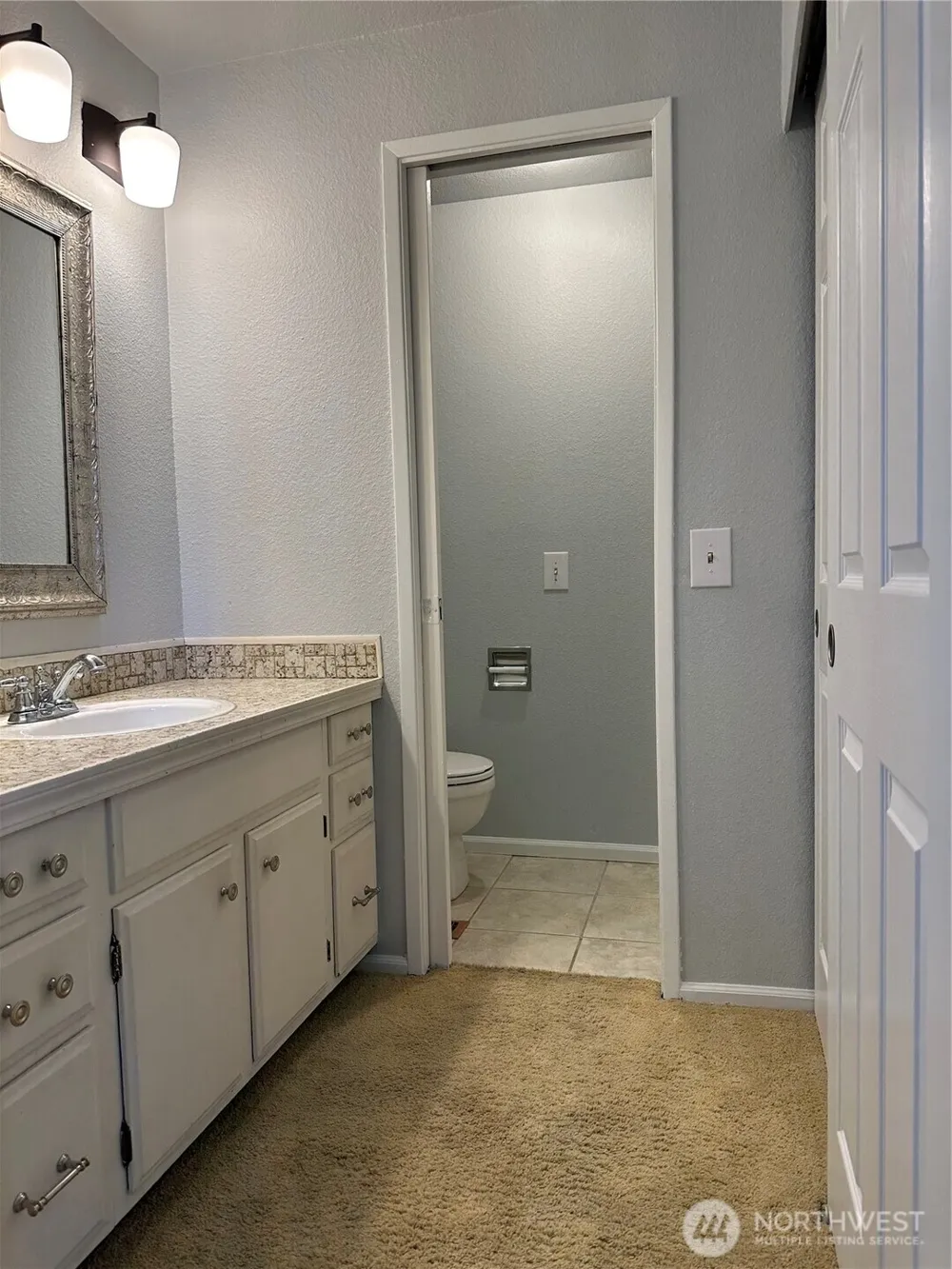 12626 SE 76th Place Newcastle, WA 98056