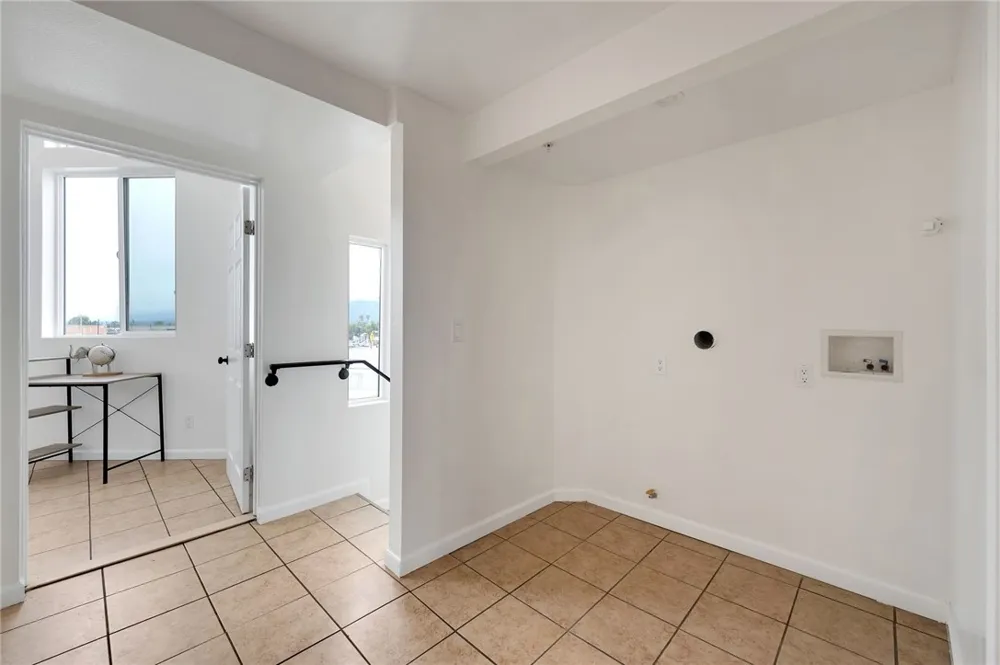 13018 Dalewood Baldwin Park, CA 91706