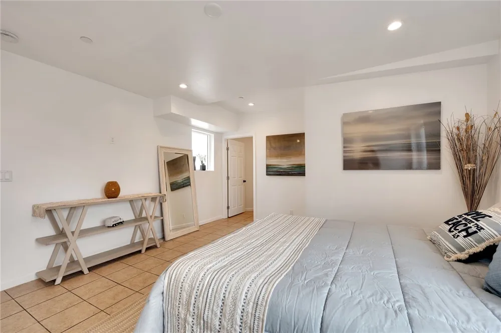 13018 Dalewood Baldwin Park, CA 91706