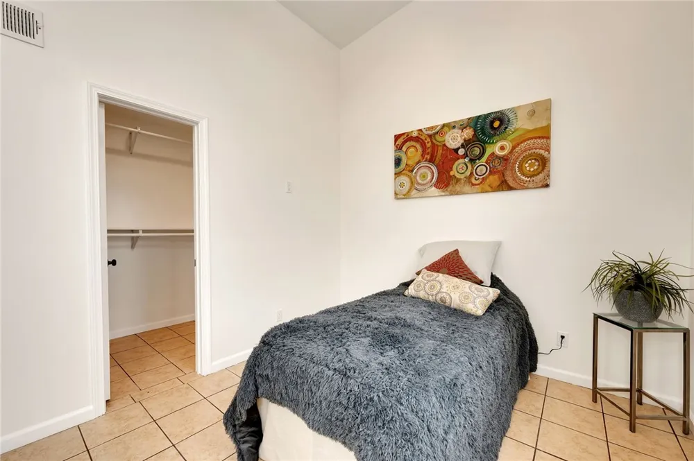 13018 Dalewood Baldwin Park, CA 91706