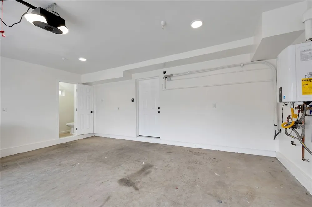 13018 Dalewood Baldwin Park, CA 91706