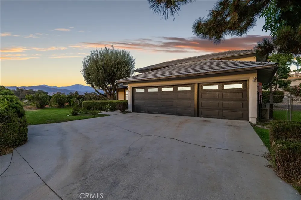 518 Rancho Los Nogales Drive Covina, CA 91724