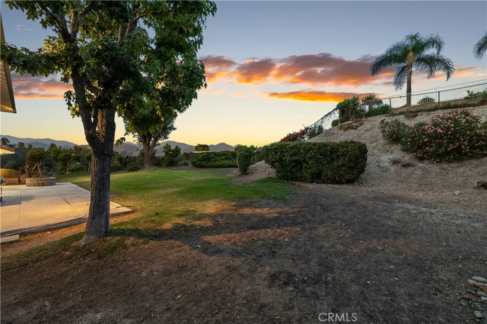 518 Rancho Los Nogales Drive Covina, CA 91724