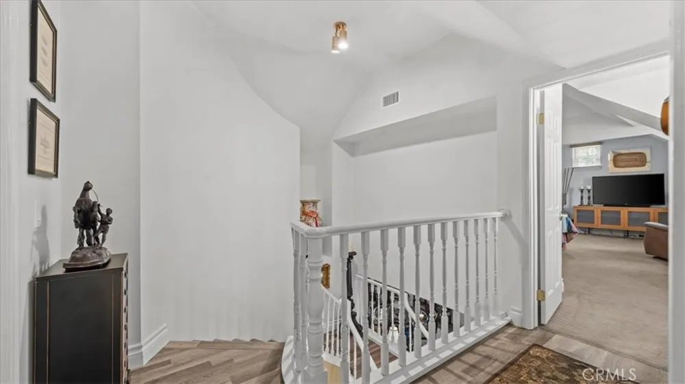 2184 Eiffel Circle Upland, CA 91784