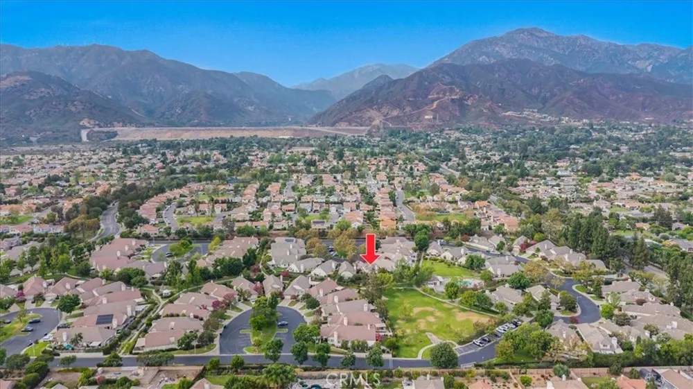 2184 Eiffel Circle Upland, CA 91784