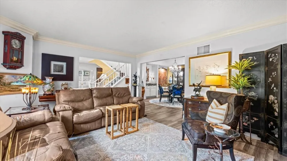2184 Eiffel Circle Upland, CA 91784