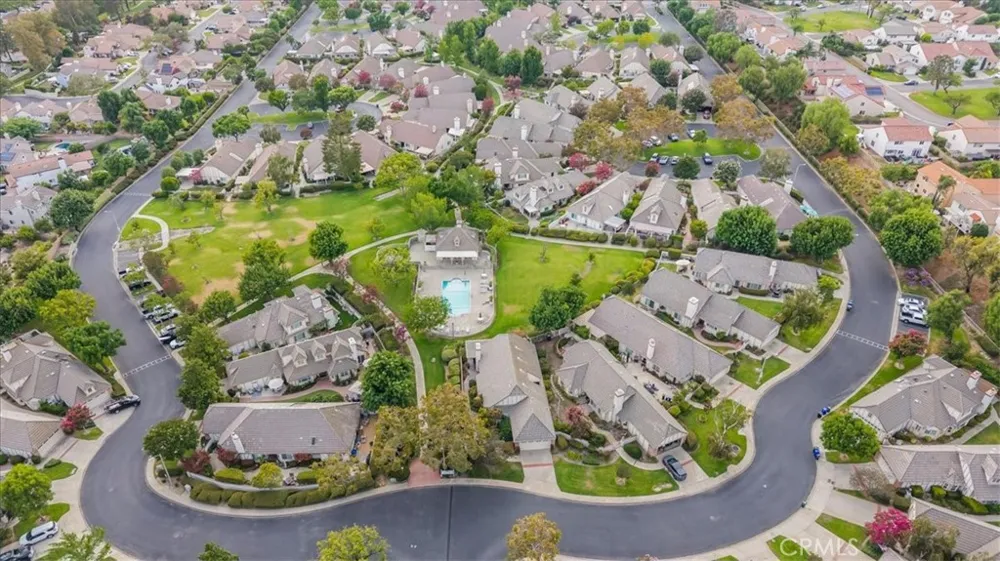 2184 Eiffel Circle Upland, CA 91784