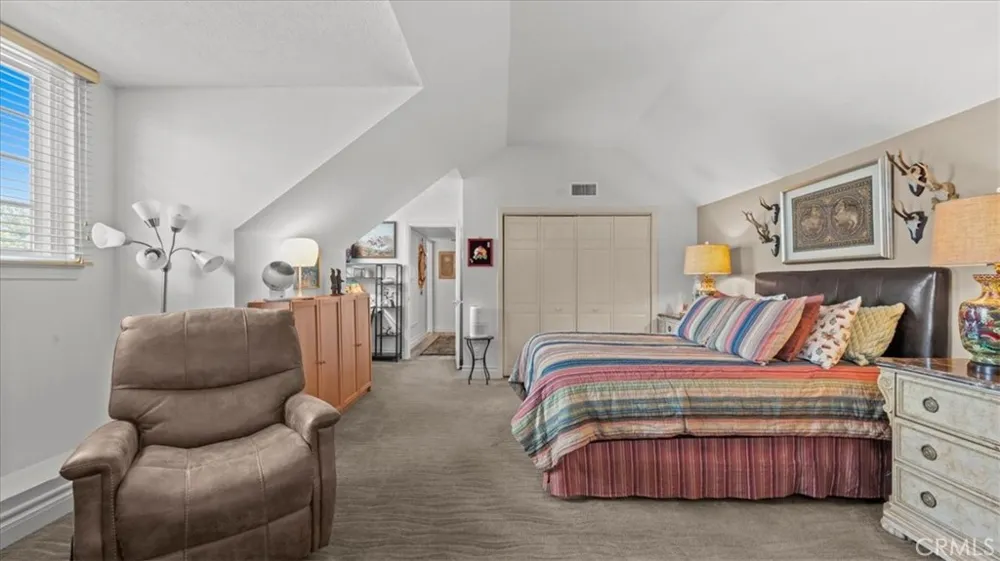 2184 Eiffel Circle Upland, CA 91784