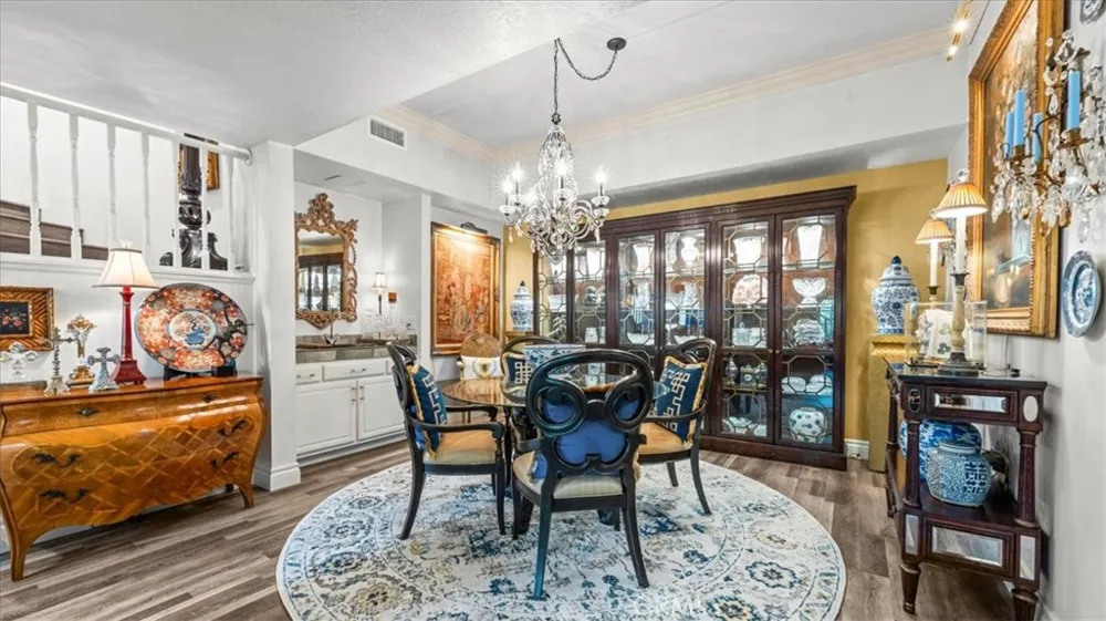 2184 Eiffel Circle Upland, CA 91784
