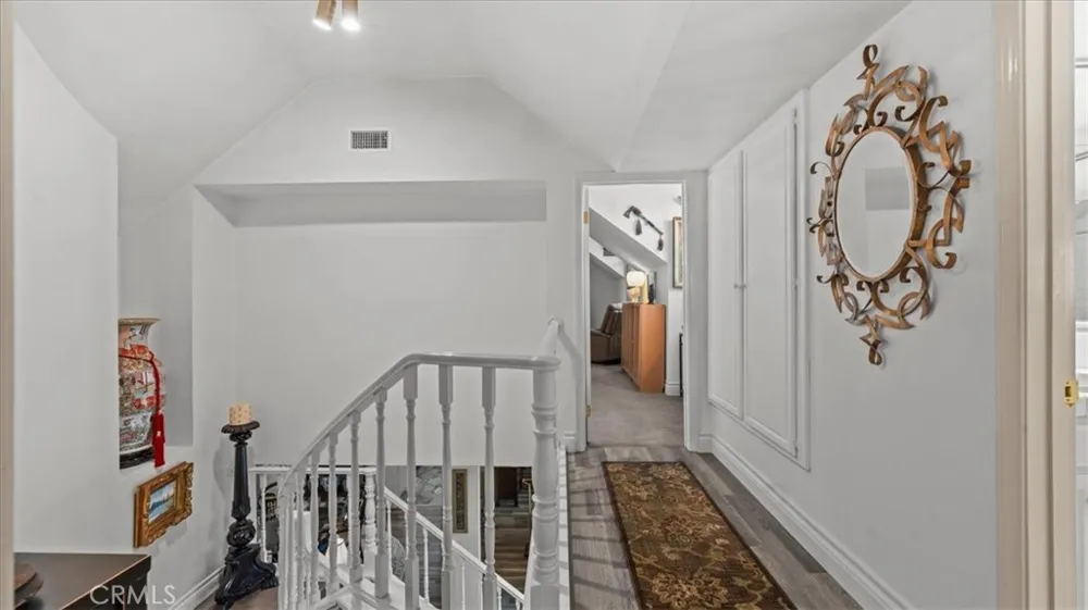 2184 Eiffel Circle Upland, CA 91784