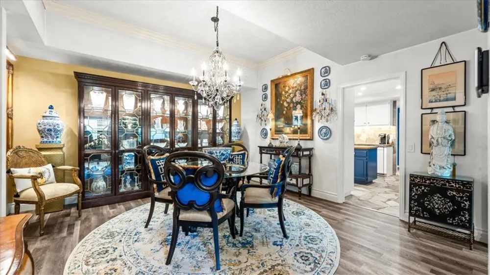 2184 Eiffel Circle Upland, CA 91784