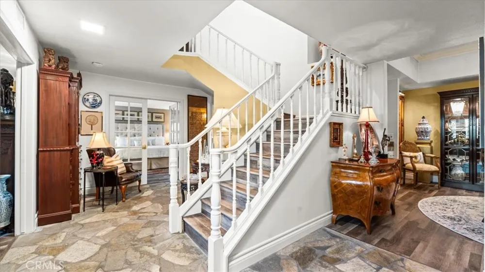 2184 Eiffel Circle Upland, CA 91784