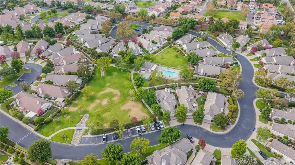 2184 Eiffel Circle Upland, CA 91784