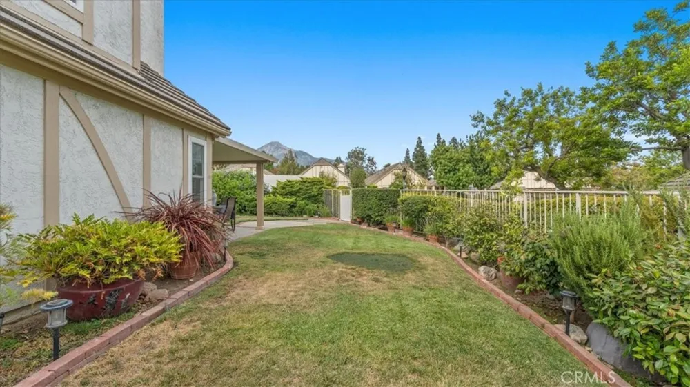 2184 Eiffel Circle Upland, CA 91784