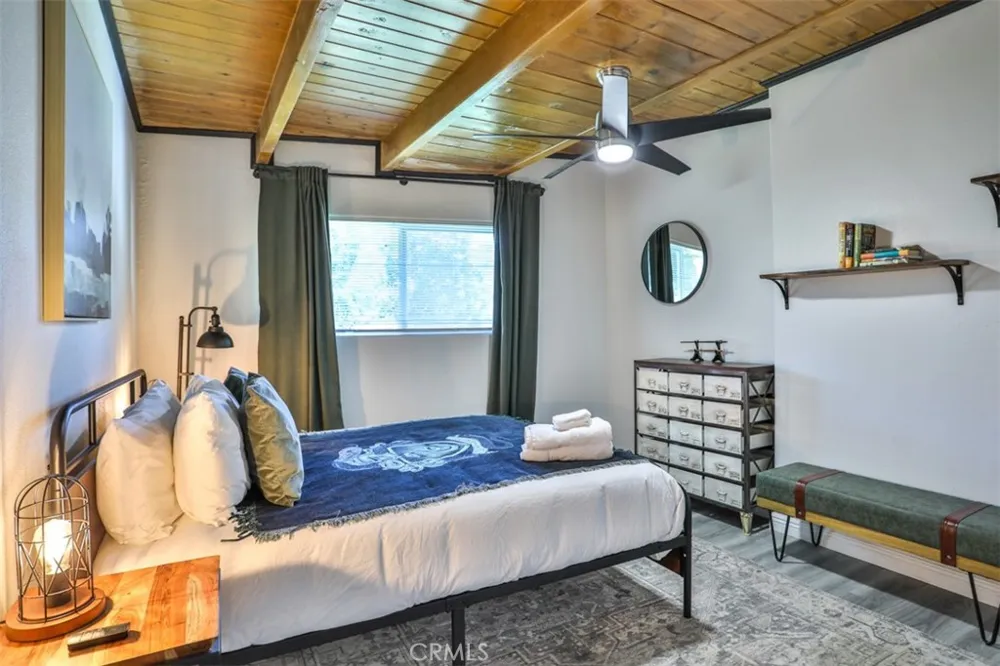 24833 Matterhorn Court Crestline, CA 92325