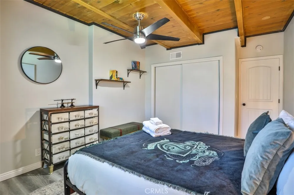 24833 Matterhorn Court Crestline, CA 92325