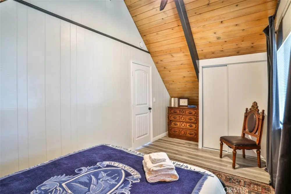 24833 Matterhorn Court Crestline, CA 92325