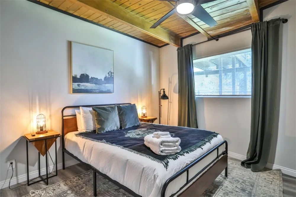 24833 Matterhorn Court Crestline, CA 92325