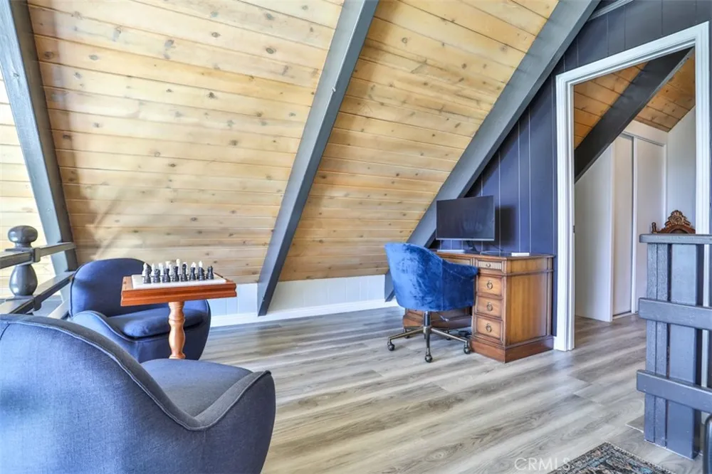 24833 Matterhorn Court Crestline, CA 92325