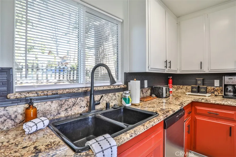 24833 Matterhorn Court Crestline, CA 92325
