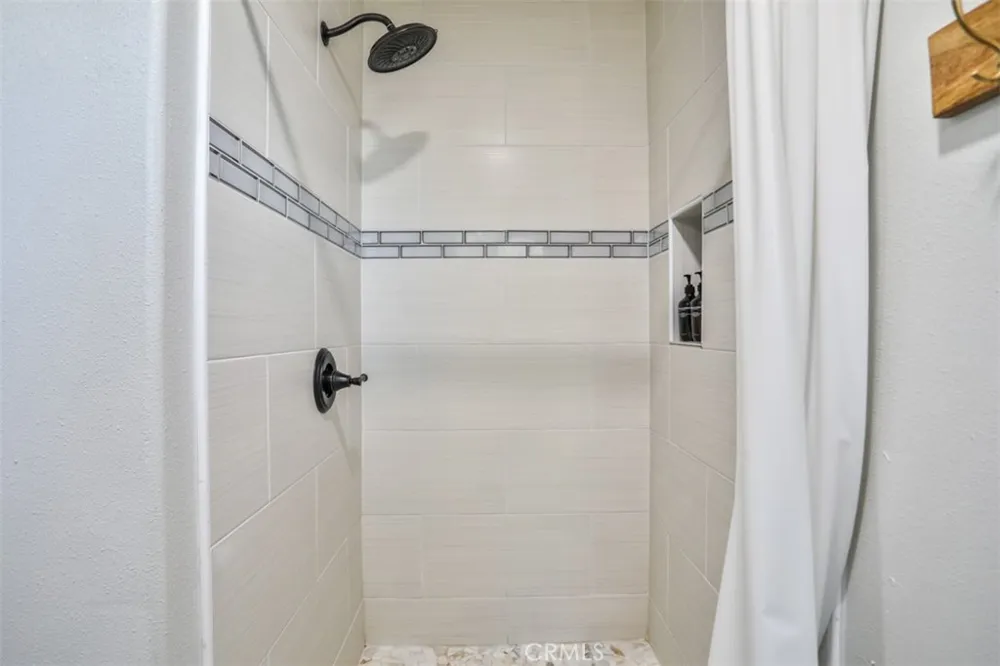 24833 Matterhorn Court Crestline, CA 92325