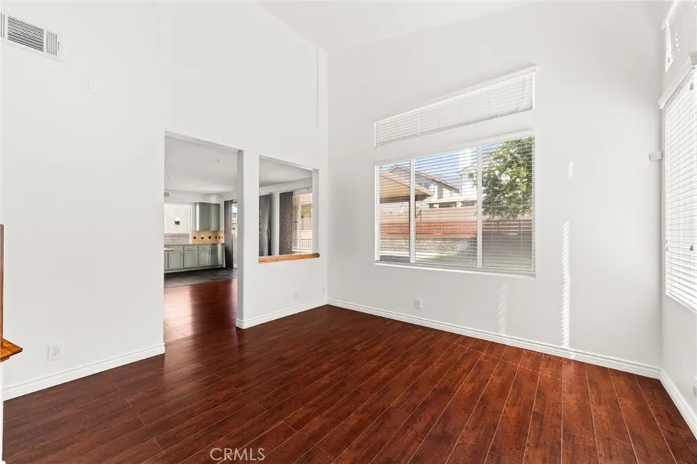 14848 Rodeo Fontana, CA 92336