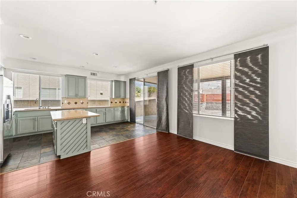 14848 Rodeo Fontana, CA 92336