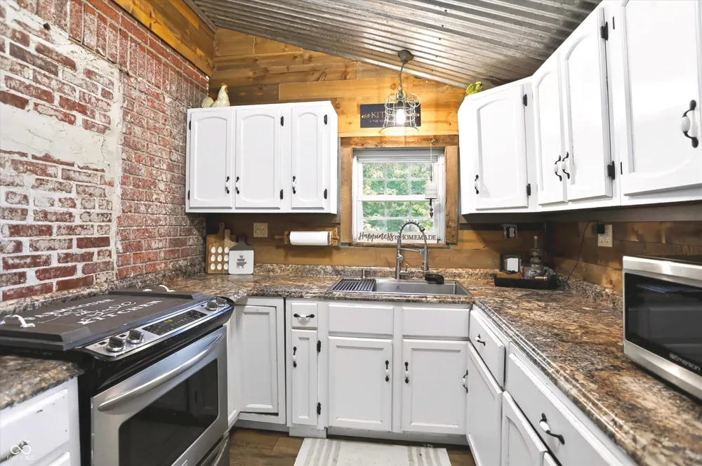6956 Old Morgantown Road Martinsville, IN 46151