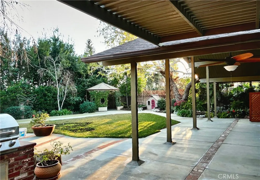 838 Maryhurst Claremont, CA 91711