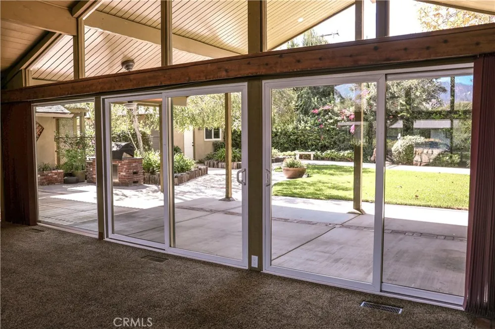 838 Maryhurst Claremont, CA 91711
