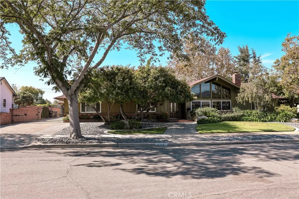 838 Maryhurst Claremont, CA 91711