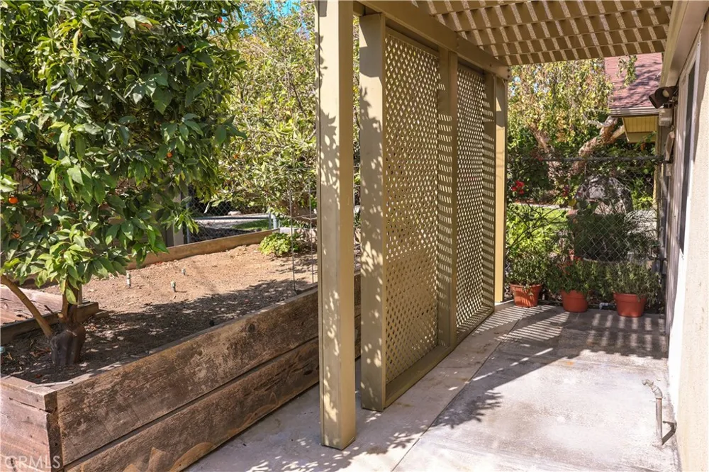 838 Maryhurst Claremont, CA 91711
