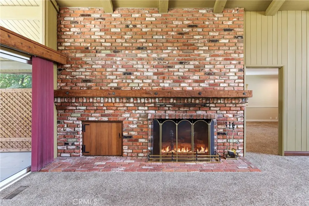838 Maryhurst Claremont, CA 91711