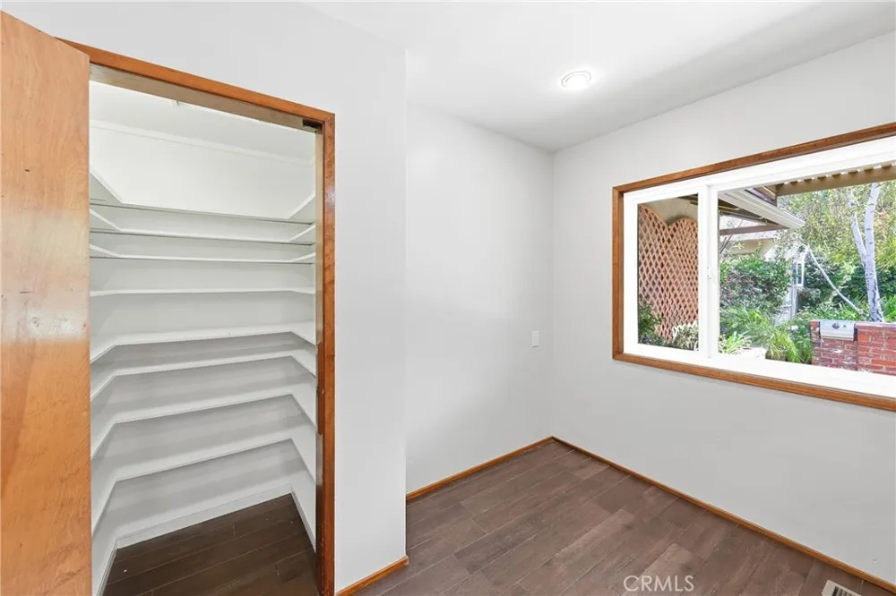 838 Maryhurst Claremont, CA 91711