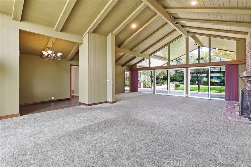 838 Maryhurst Claremont, CA 91711