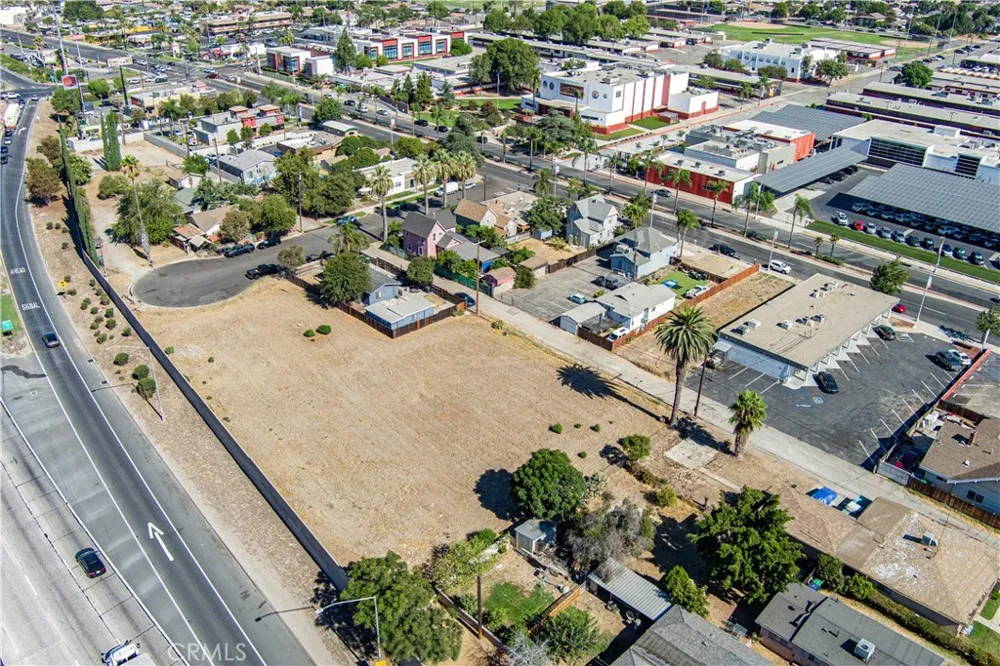 100 2nd Colton, CA 92324