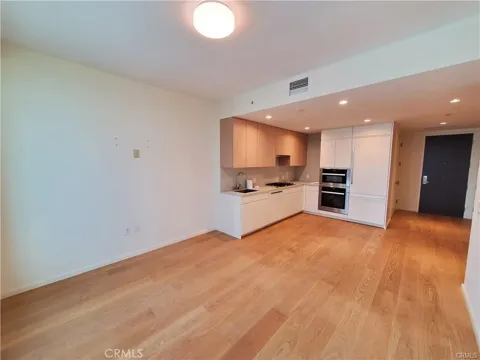 877 Francisco Street #1805