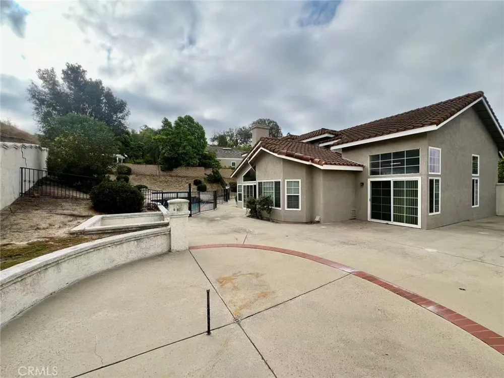 21747 Buckskin Walnut, CA 91789